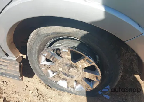 2004 Lincoln Navigator Ultimate из США, поврежденный, VIN 5LMFU28R84LJ25564